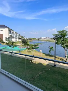 Jual Rumah Mewah PIK 2 view danau harga di bawah pasaran