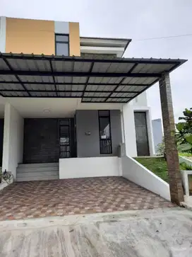 DISEWAKAN RUMAH CLUSTER TAMAN SIMPRUK Lippo Cikarang