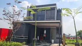 Rumah mewah dijual dekat Gading Serpong harga perdana lokasi strategis