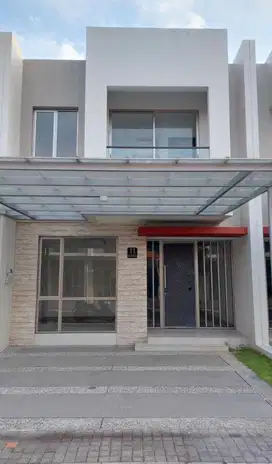 DISEWAKAN Rumah PIK2 uk 6X15 SEMI FURNISHED HARGA 115jt pertahun