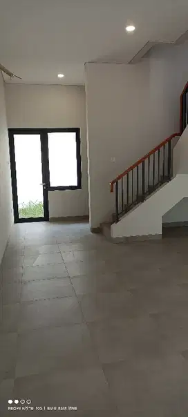 Disewakan ruko baru strategis di Down Town Kota Wisata