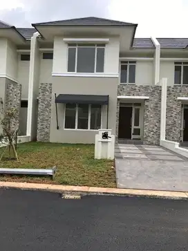 MURAH NIH Rumah 2 lantai 8x20 Suvarna Sutera