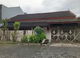 Rumah Hitung Tanah Murah Area Jalan Teluk2 Dekat Araya