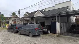 DIJUAL RUMAH VILLA ARAFURU INDAH PUSRI PALEMBANG
