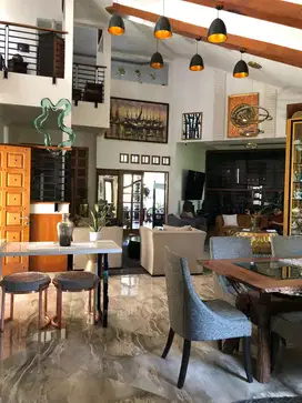 Hunian Mewah 2 lantai Bergaya Heritage di Tanjung Barat Private Pool