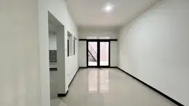 Rumah Baru Nyaman di Komplek DPR Ciwaruga Trs Gegerkalong