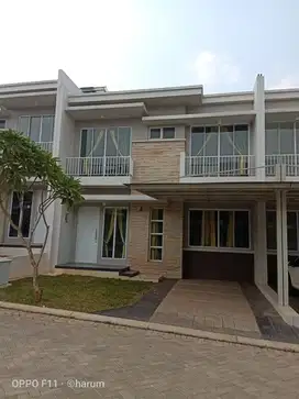 Di Jual Rumah di Cibubur Country