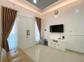 DIJUAL RUMAH MEWAH FULL FURNISH DI SAKINAH RESIDENCE JAGAKARSA!