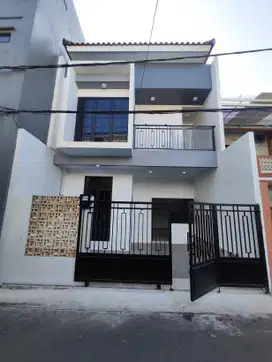 Rumah 2 Lantai Murah Modern di Lubang Buaya Makasar Jakarta Timur