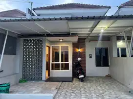 Dijual Rumah di Sanggrahan  mbaki solobaru