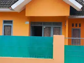 Jual Rumah Seken Terawat 15 Mnt ke Stasiun Cibinong Harga Nego J-19058