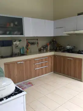 Dijual Rumah Nyaman dan Terawat di Istana Regency 2