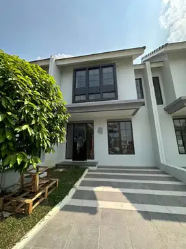 Disewakan rumah di Cibubur