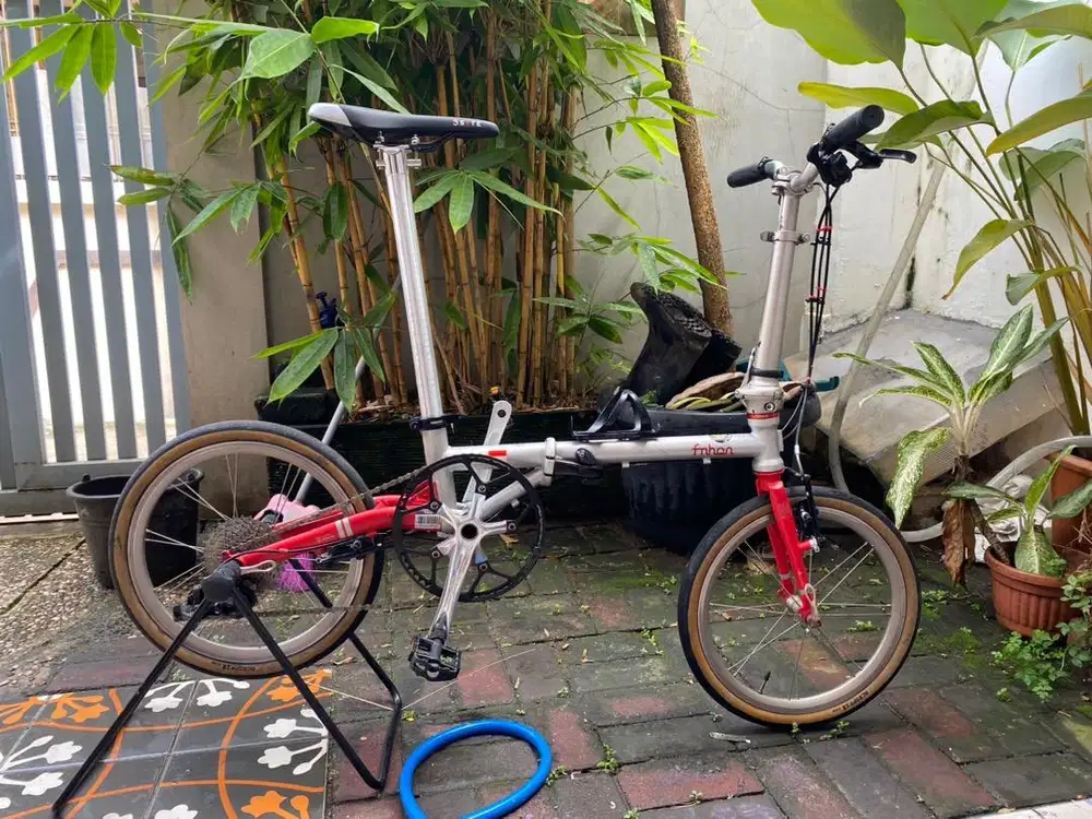 Fnhon Gust warna Quicksilver