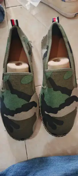 SLIP ON TOMMY HILFIGER