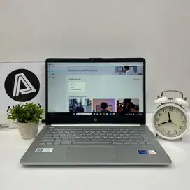 Laptop HP 14s-dq5120TU Core i7 1255U 16GB 512GB SSD