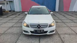 Mercedes Benz C200 Avantgarde 2013 putih