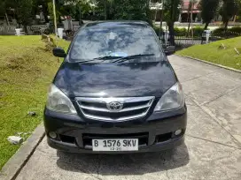 Toyota Avanza 2010 Bensin