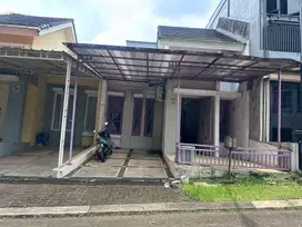 Dijual Cepat Rumah di Legenda Wisata