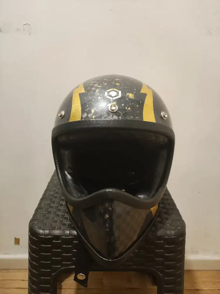 helm jericho orion thunder gold