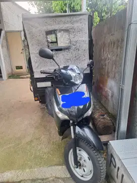Viar Karya BIT 100