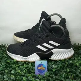 ADIDAS PRO BOUNCE LOW size 41