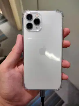 Iphone 11 Pro 256 GB Fullset Inter Beacukai All Provider