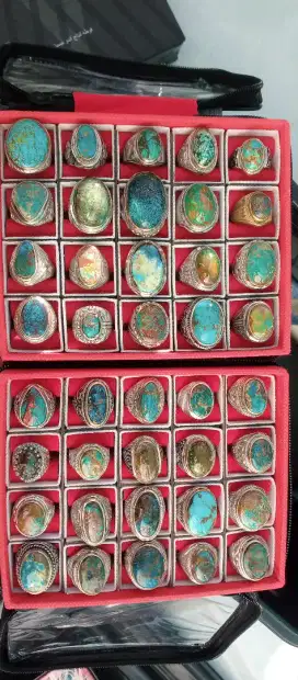 Aneka batu permata natural