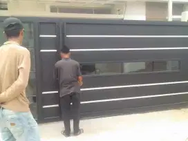 002 pagar minimalis kombinasi kaca