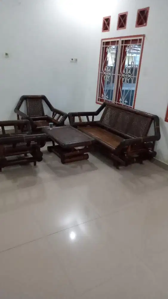 Jual /dikontrakkan rumah strategis 5 menit dari bandara