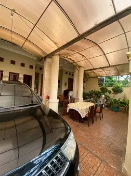 Rumah bagus  di Meruya