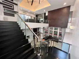 DIJUAL RUMAH MEWAH MEDIT RESORT FULLY FURNISHED