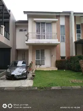 Butuh Dana  cepat dijual rumah di cluster Vista 2