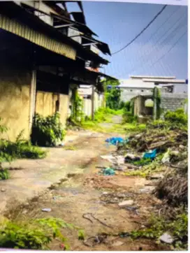 Gudang Dan Tanah di lokasi strategis
