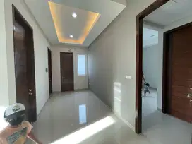 Rumah Full Renovasi The Icon Bsd City Bagus Siap Huni