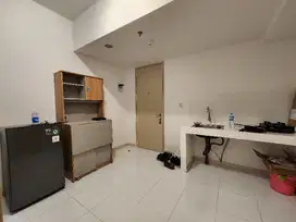 APARTEMEN SEMI FURNISHED TOKYO RIVERSIDE PIK 2