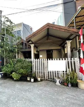 Lc009- Murah   Dijual Cepat   Rumah Tua Standart 6x17 di Gading Elok