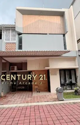 Rumah Cantik semi Furnished Siap Huni Dekat Stasiun Jurang Mangu.13946