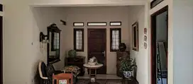 Rumah Asri Siap Huni di Komplek Awiligar Bandung Utara