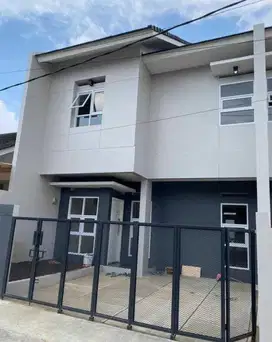 Rumah modern kekinian di perumahan cihanjuang