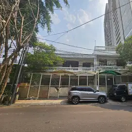 Rumah Pinggir Jalan Raya Di Palbatu Tebet Jaksel Cocok Untuk Usaha SHM