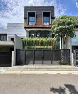 Hot Sale Rumah Brandnew mewah ada Swimpool Rooftop di Pondok Indah