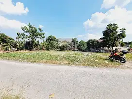 Tanah Ideal Bisa di Pecah 4 Kavling Siap Bangun