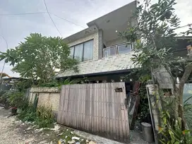 RUMAH 2 LANTAI LOKASI JALAN ANTASURA DENPASAR