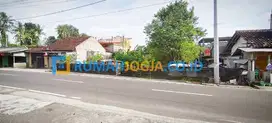 tanah pekarangan pinggur jalan aspal utama utara stadion maguoharjo