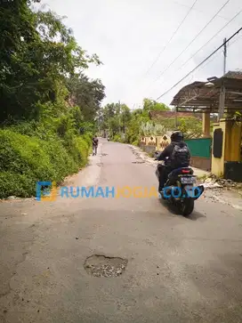 dijual tanah strategis selatan kampus UII jalan kaliurang KM 13