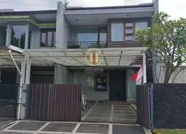 Dijual Rumah LUX Batununggal Indah ada Kolam Renang