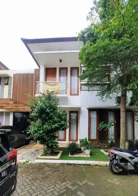 Jamin suka Rumah Townhouse Jagakarsa kebagusan 4 kmr 145jt/thn