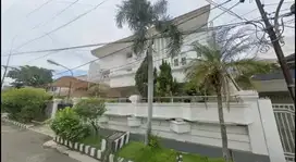 RUMAH MEWAH MANYAR KERTOARJO SURABAYA