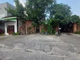 Investasi Lokasi Usaha Kuliner Strategis di Kotagede, SHM, Luas 339m²